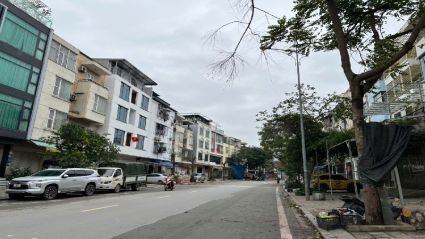 BÁN NHÀ LIỀN KỀ VĂN PHÚ 90M² MẶT TIỀN 4,5M HƯỚNG TÂY NAM ĐƯỜNG 24M ĐANG CHO THUÊ, SINH DÒNG TIỀN #H5039.356