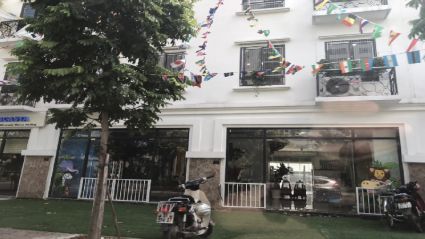 Bán Liền kề La Casta đối diện chung cư, kinh doanh cực tốt, đang cho thuê, giá 9.6 tỷ